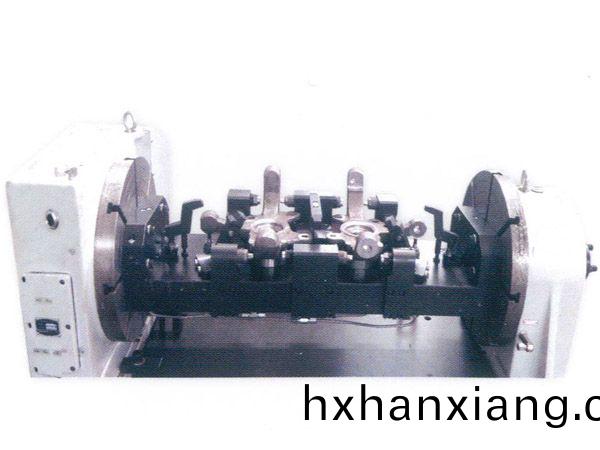 轉(zhuan)曏(xiang)節四軸液壓裌(jia)具